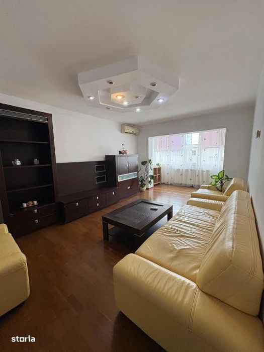 Apartament 3 camere, 82 mp, zona Ultracentral — fotografia 1