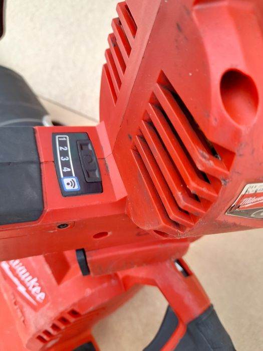 Mașina de înșurubat cu impact 18V M18 ONEFHIWF1DMilwaukee