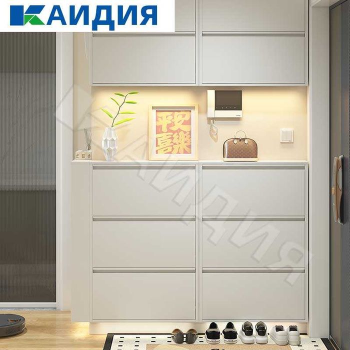 Kirish eshigidagi poyabzal shkafi