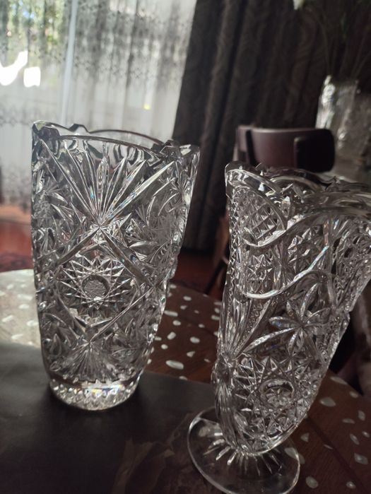 Вазы для цветов.