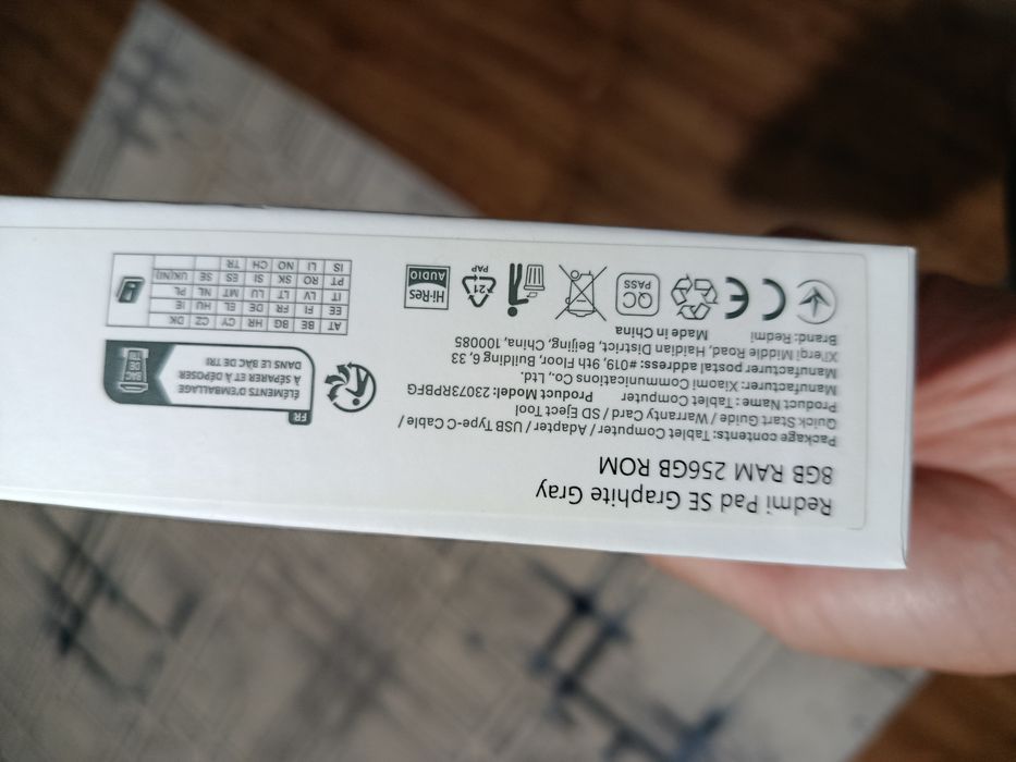 Продам срочно  планшет REDMI PAD SE 8/256