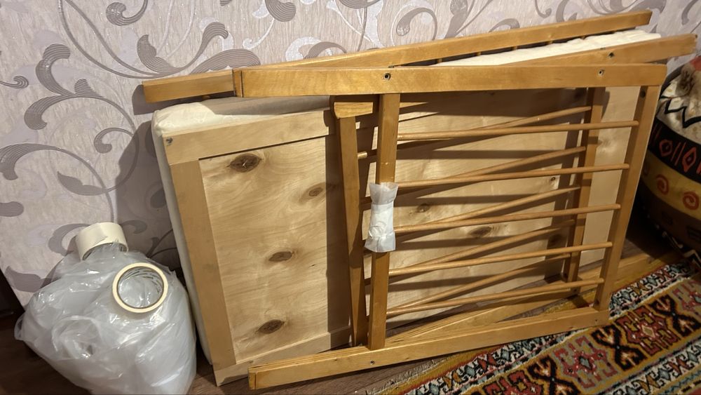 Кроватка детская