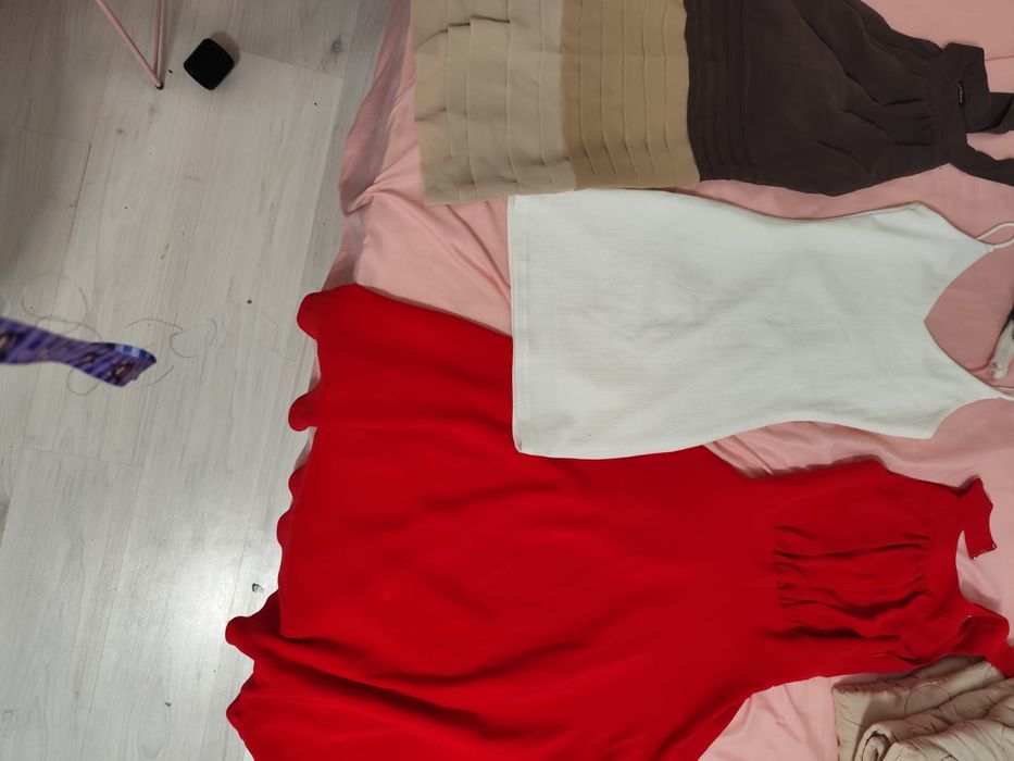 Платья летние 38  40 42 размер