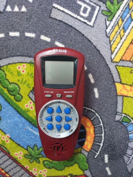 Consola portabila Vintage Merlin 1995 Timisoara • OLX.ro