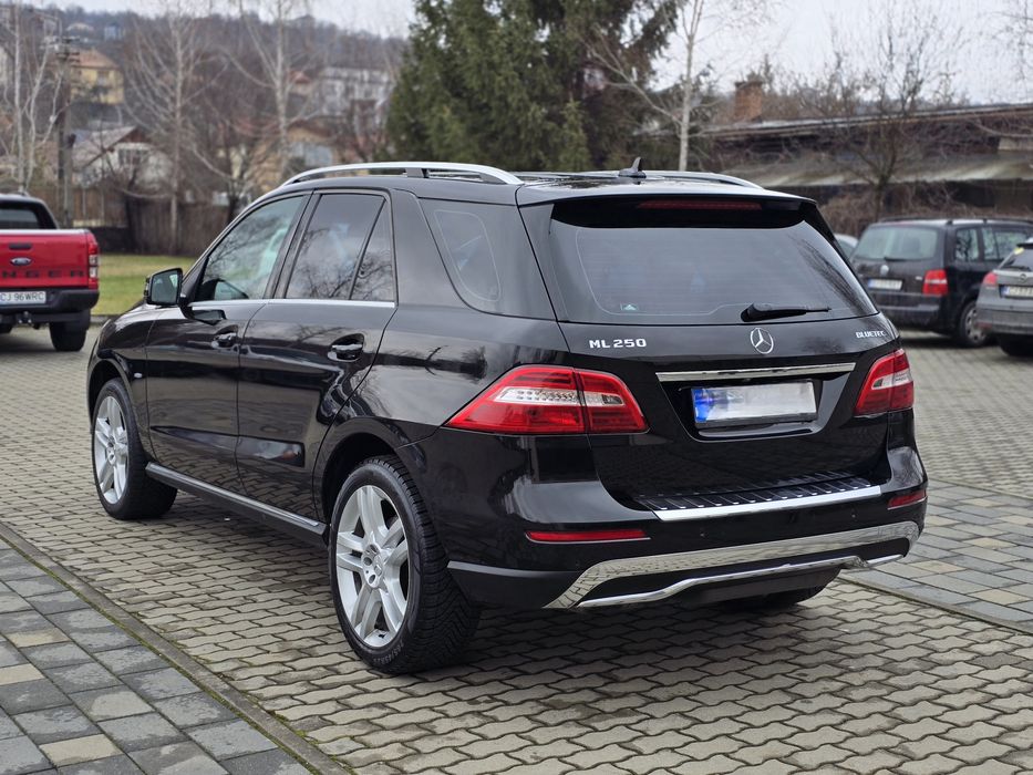 Vând urgent urgent ml 250 Bluetec 2013