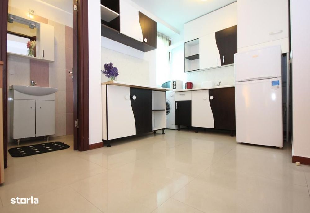 Universitate! Hotel 3 stele S+P+5E+M.