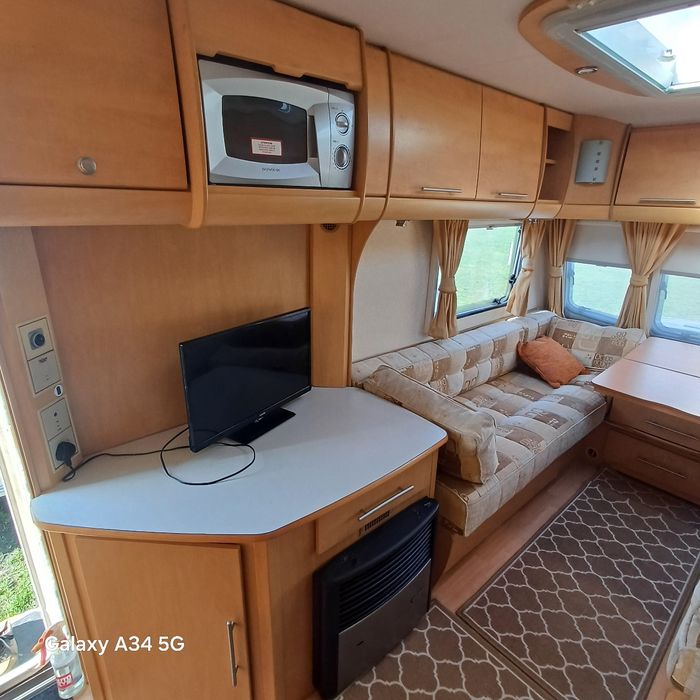 Vând rulota  bailey pangeant