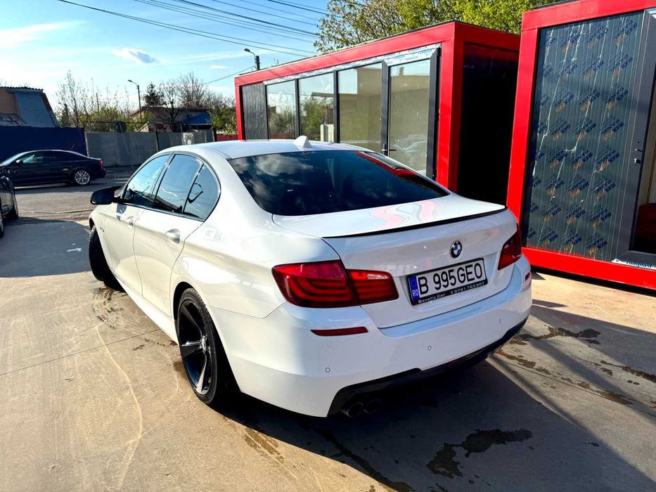 BMW 5 Series 2011 — imagine 5