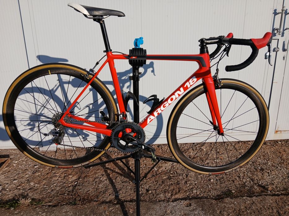 Vand cursiera carbon Argon 18