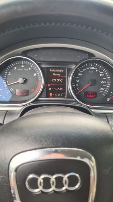 Продам автомобиль Ауди Q7