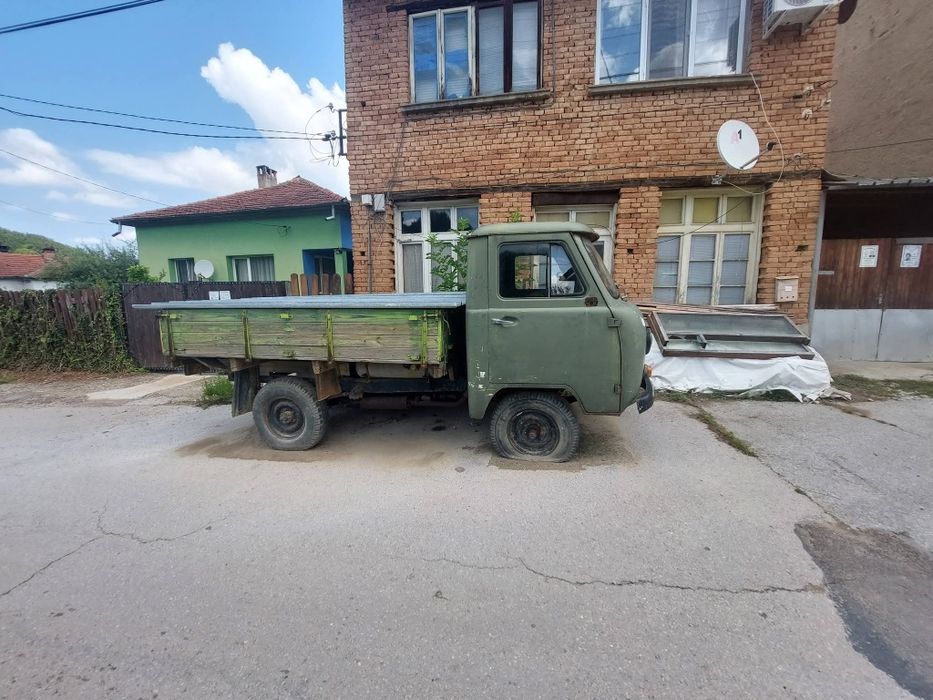Продавам УАЗ 469
