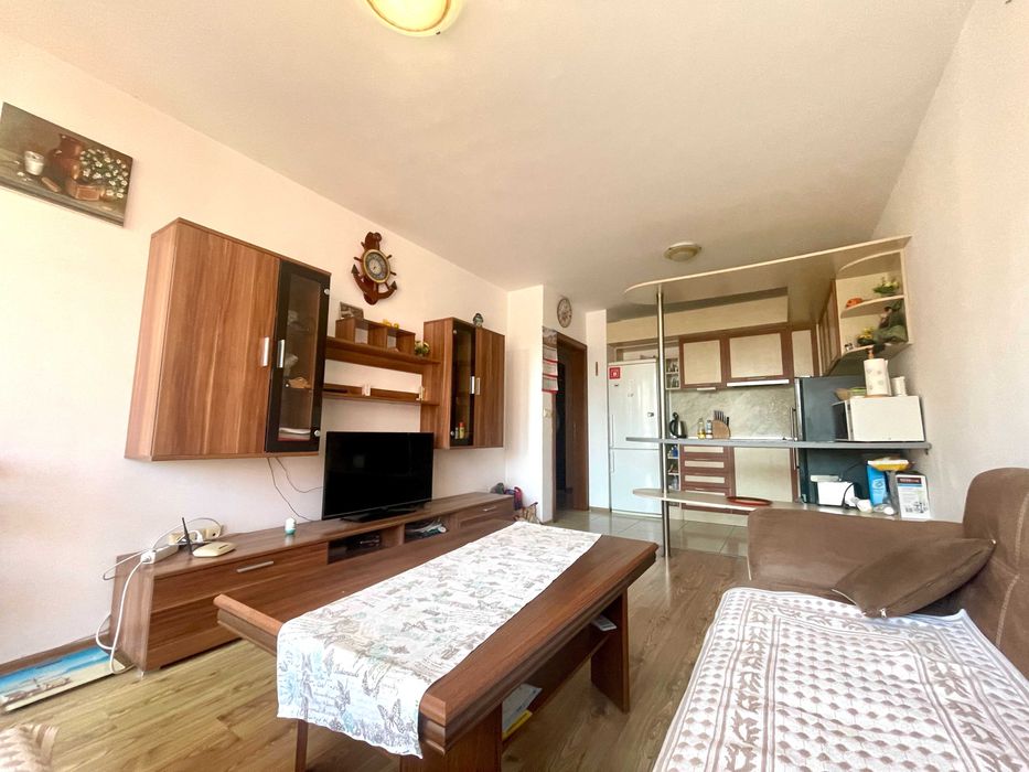 Продава се Тристаен апартамент в с. Равда, Област Бургас - 90 кв.м за 1023 €/кв.м - Снимка #2