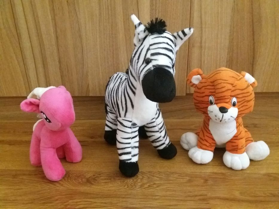 Лот плюшени играчки - различни размери