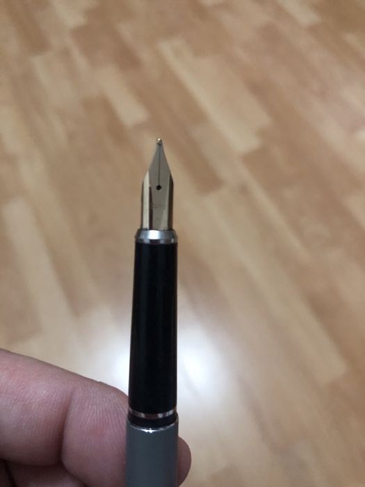 Stilouri Cross doua bucati aduse Franta