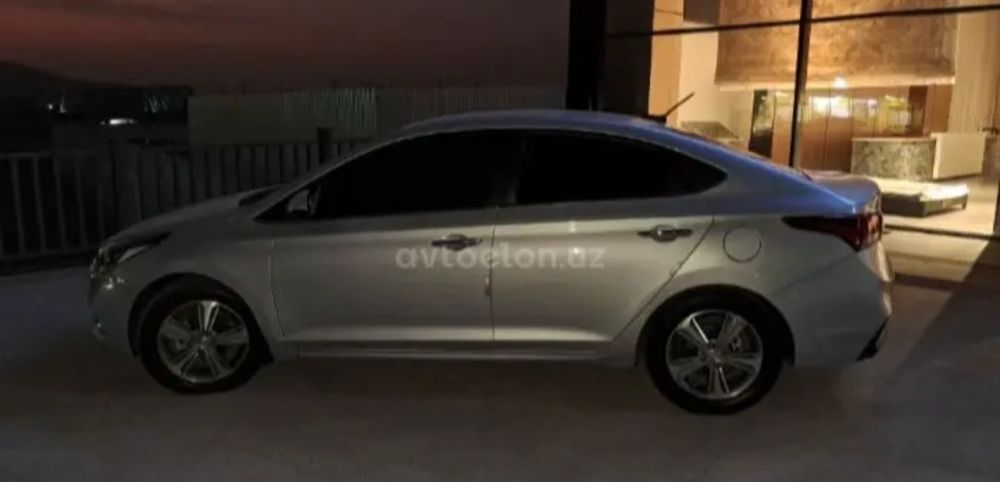 Hyundai Accent +5 full 2020 yil obmen na Hyundai Tucson