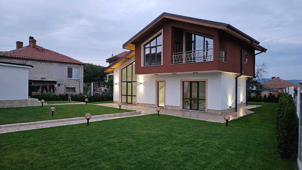 Продава се Къща в с. Тънково, Област Бургас - 164 кв.м за 1433 €/кв.м - Снимка #4