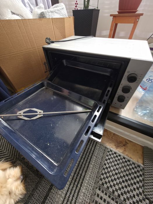 Духовой шкаф с  грилем