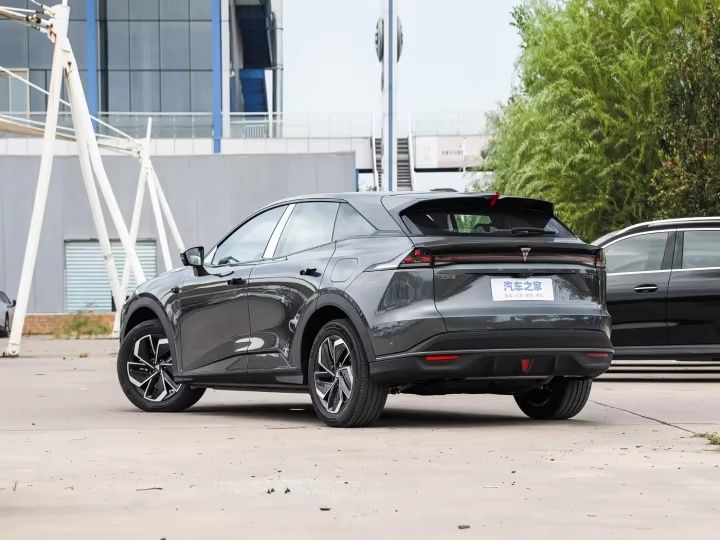 Deepal S07 2026 Extended Range 230Max Huawei Qiankun ADS SE Под Заказ