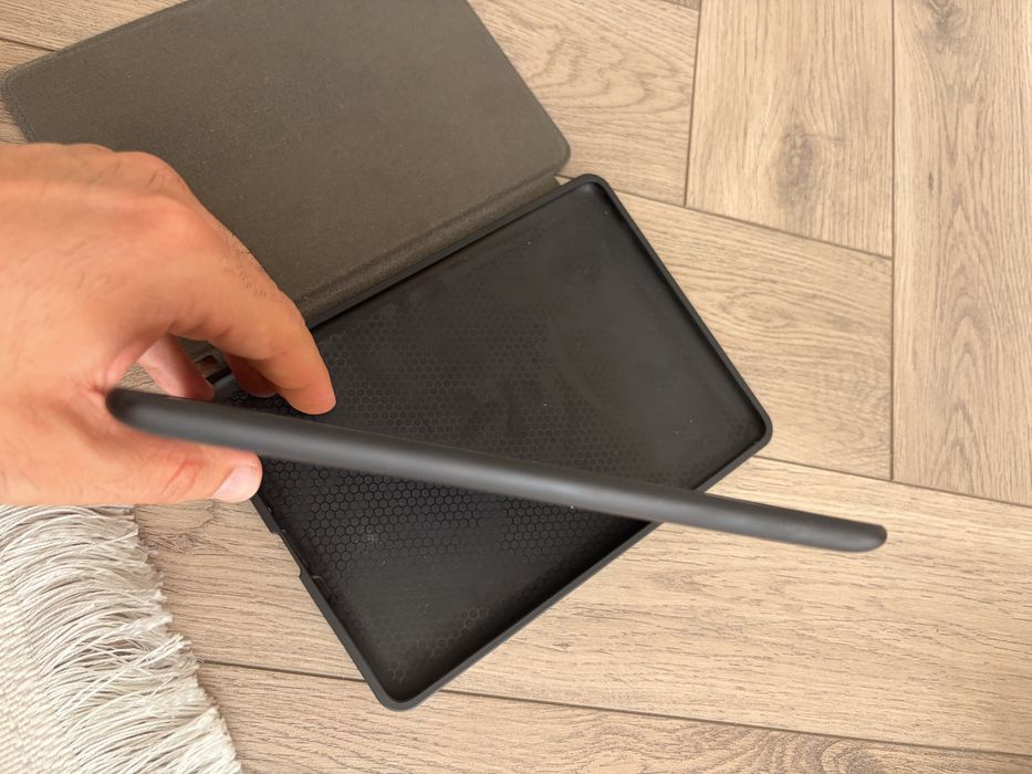Электронная книга Amazon Kindle 8 Ebook. Japan