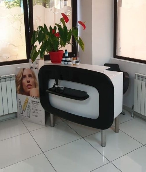 Mobilier salon înfrumusețare / Coafor