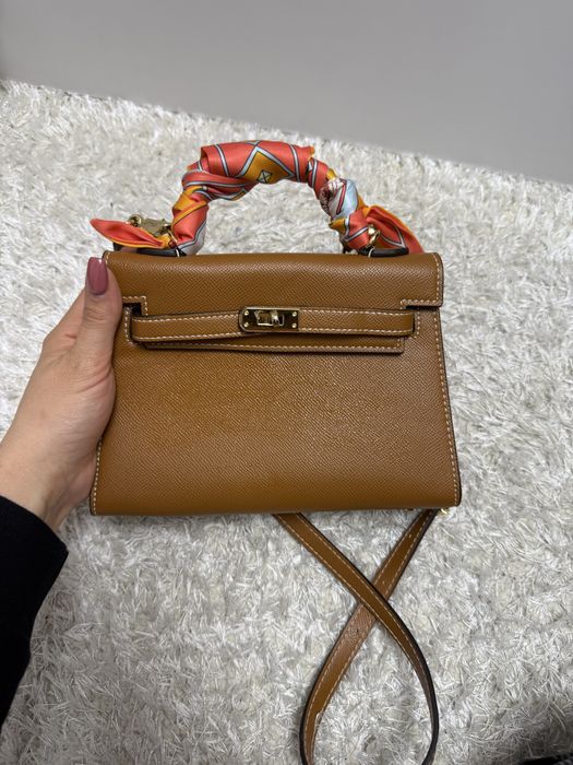 Чанти на маркитеп Pinko, Michael Kors