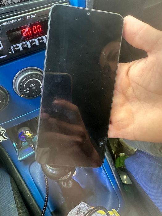 Продам телефон redmi 13C 256Gb