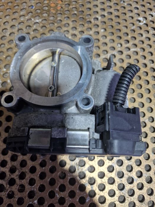 Clapeta acceleratie Mercedes B-class w245 motor 1,7 benzina