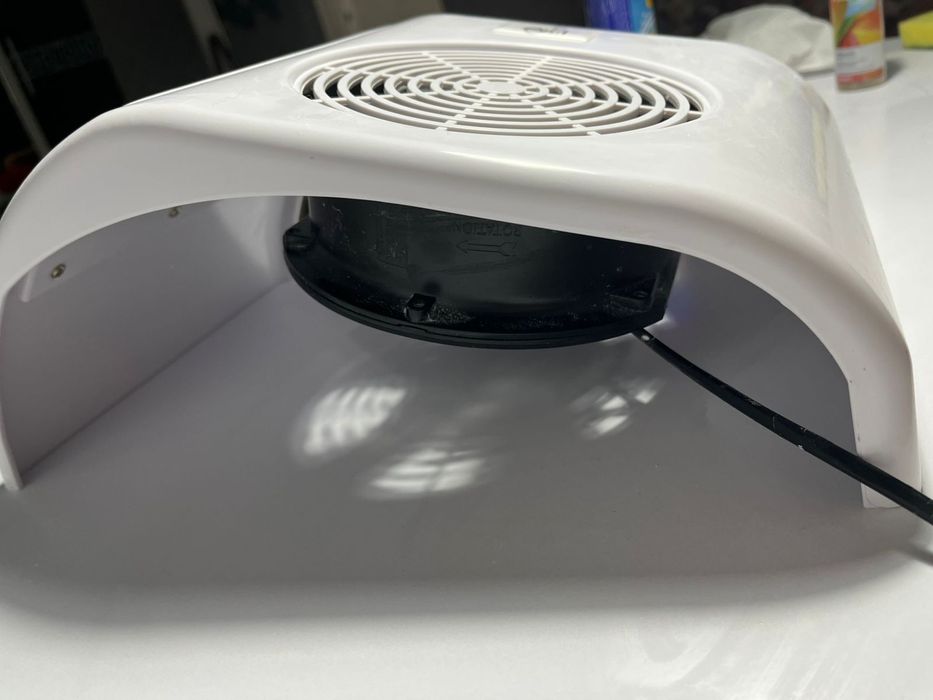 Пылесос для маникюра