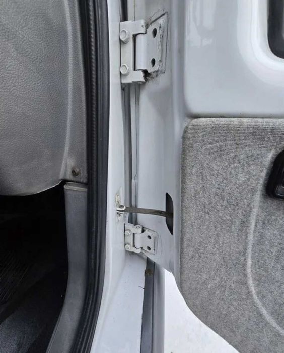 ГАЗ ГАЗель 3302 2.3 MT, 2002, 254000 пробег