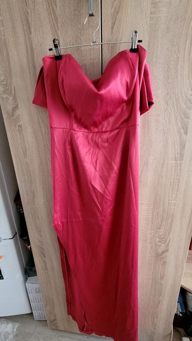 Rochie cu umerii goi L/XL