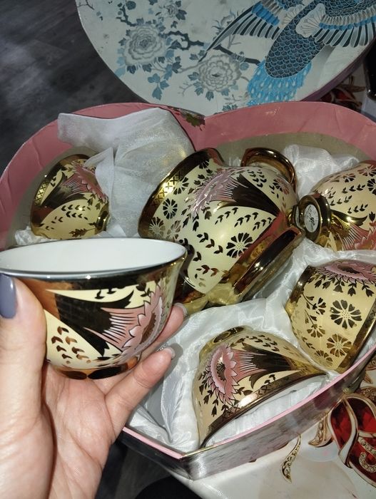 Чайный сервиз на 6 персон