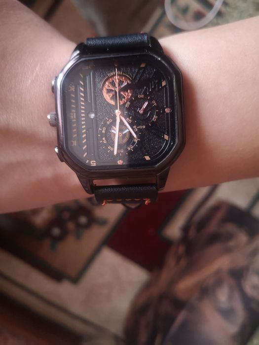 Продам часы Vincan