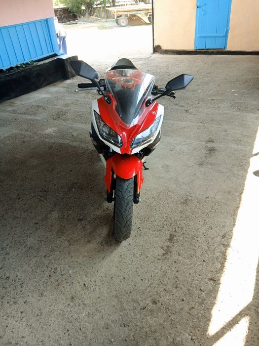 Мотоцикл спортбайк