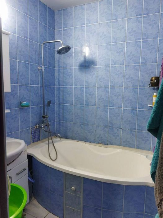 Срочно продаётся 5 комнатная квартира