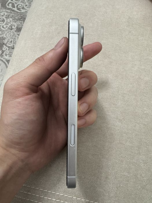 Продаю Iphone 16