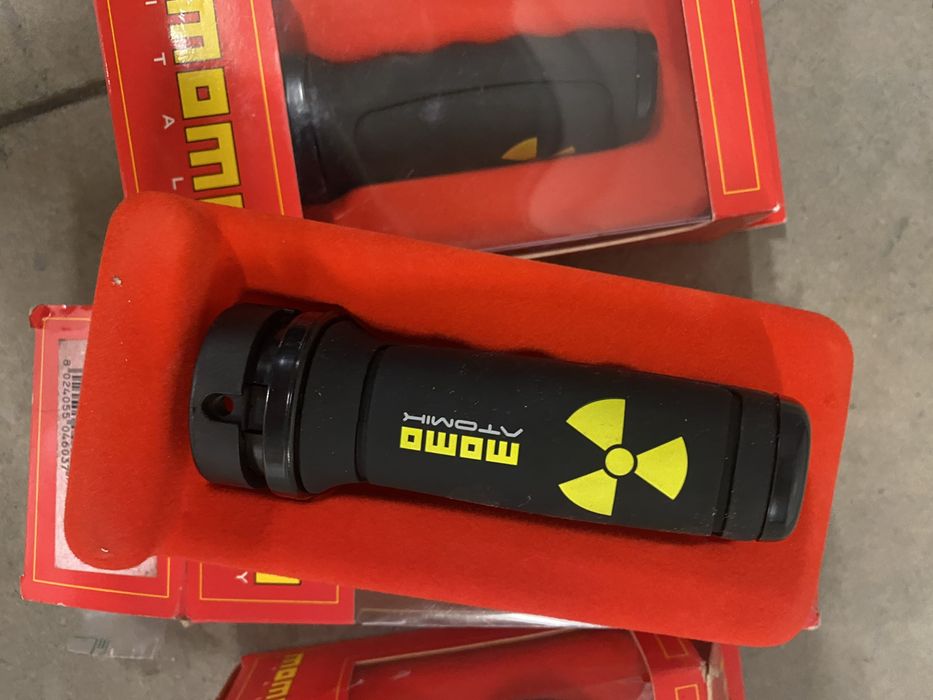 Топка за скоростен лост MOMO, Italy