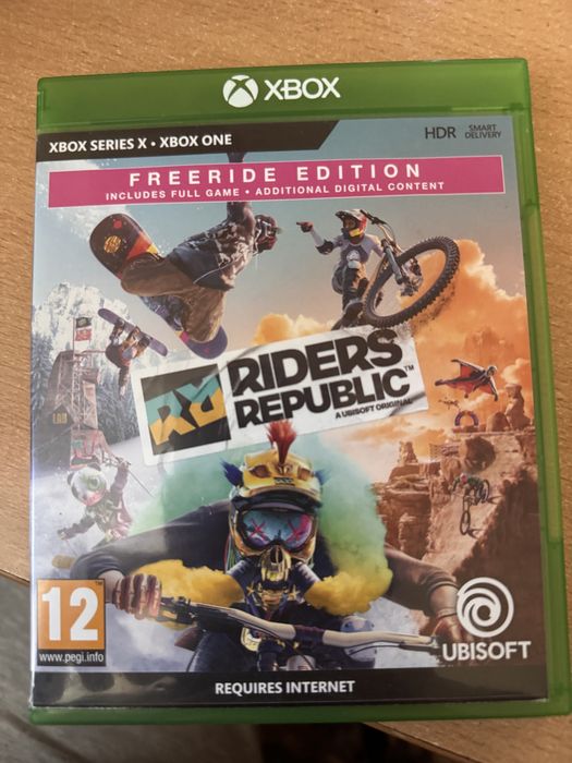 Продавам Xbox one s 1T