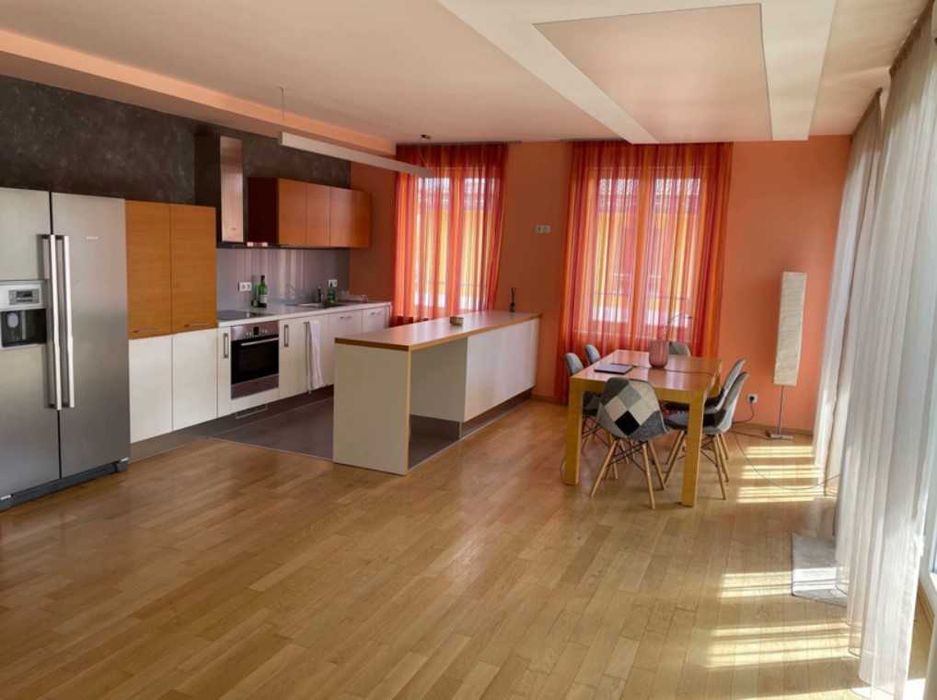 Четиристаен апартамент под наем Малинова долина