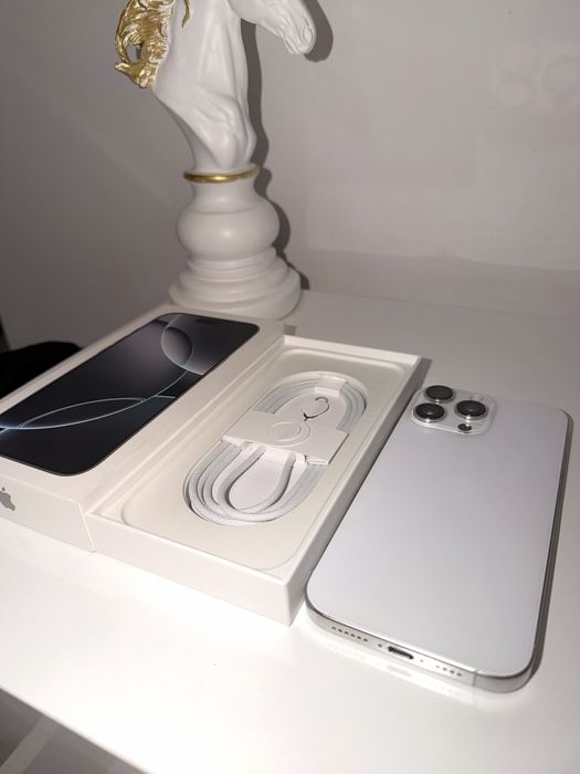 Iphone 16 Pro Max,White titanium,256GB