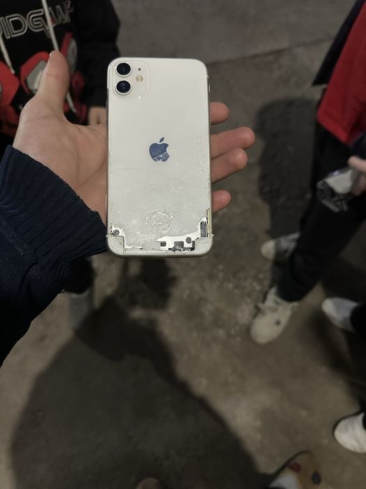 Iphone 11 белый