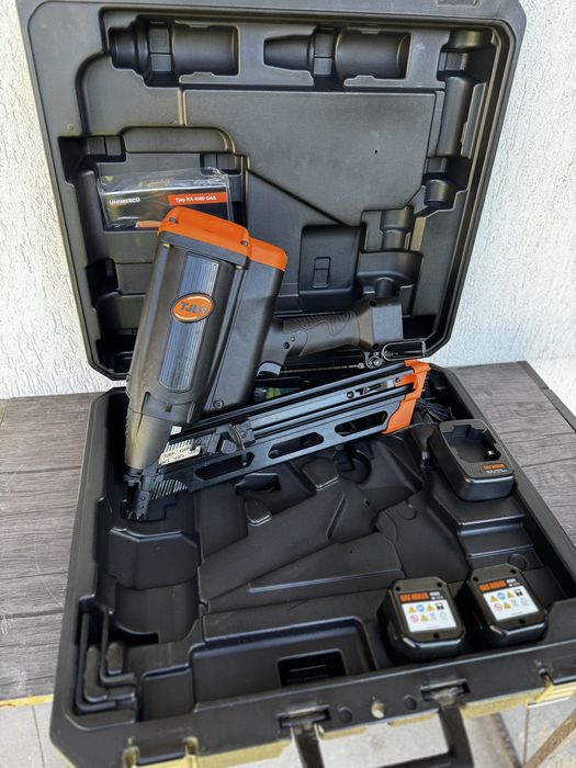 Pistol cuie TJEP GRF 34/90, impecabil!