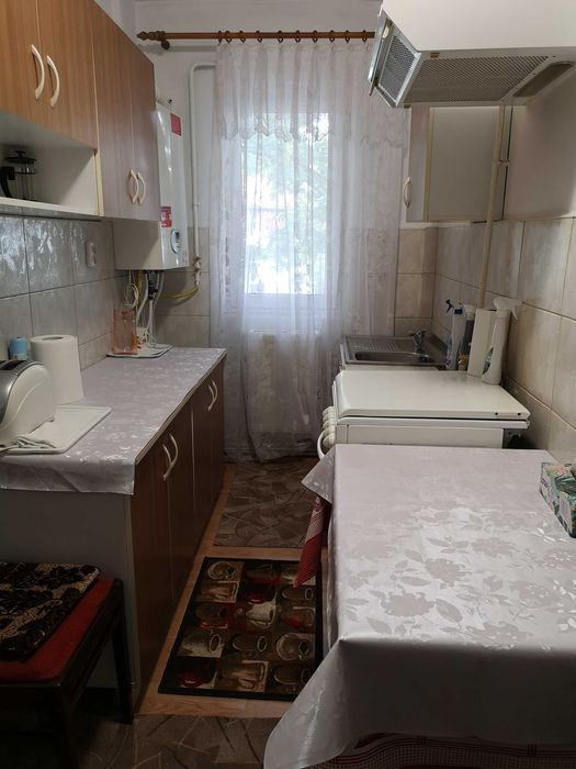 apartament 2 camere mobilat