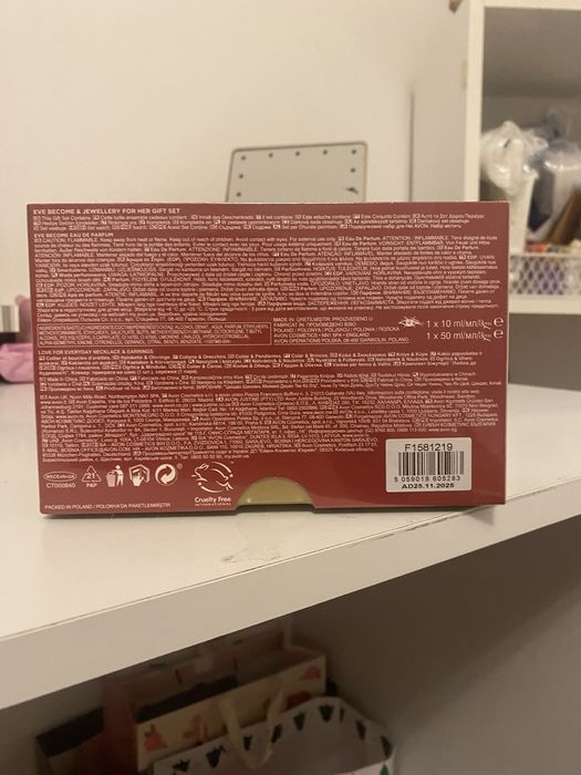 Set cadou AVON – Eve Become & Jewellery (nou si sigilat)