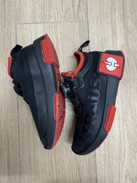 Adidasi engelbert marimea 26