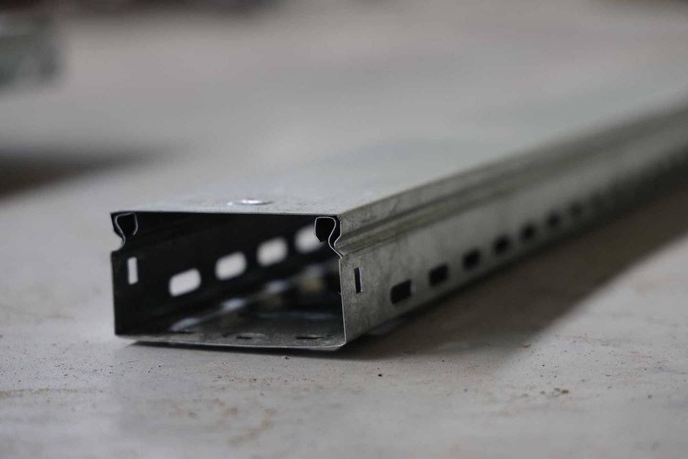 Лоток перфорированный  Кабель канал