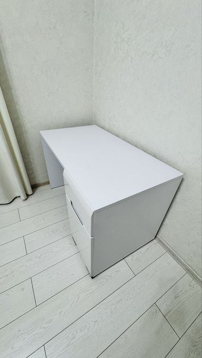 Продам спальный гарнитур