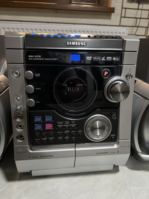 Музыкальный центр Samsung MAX-KJ730