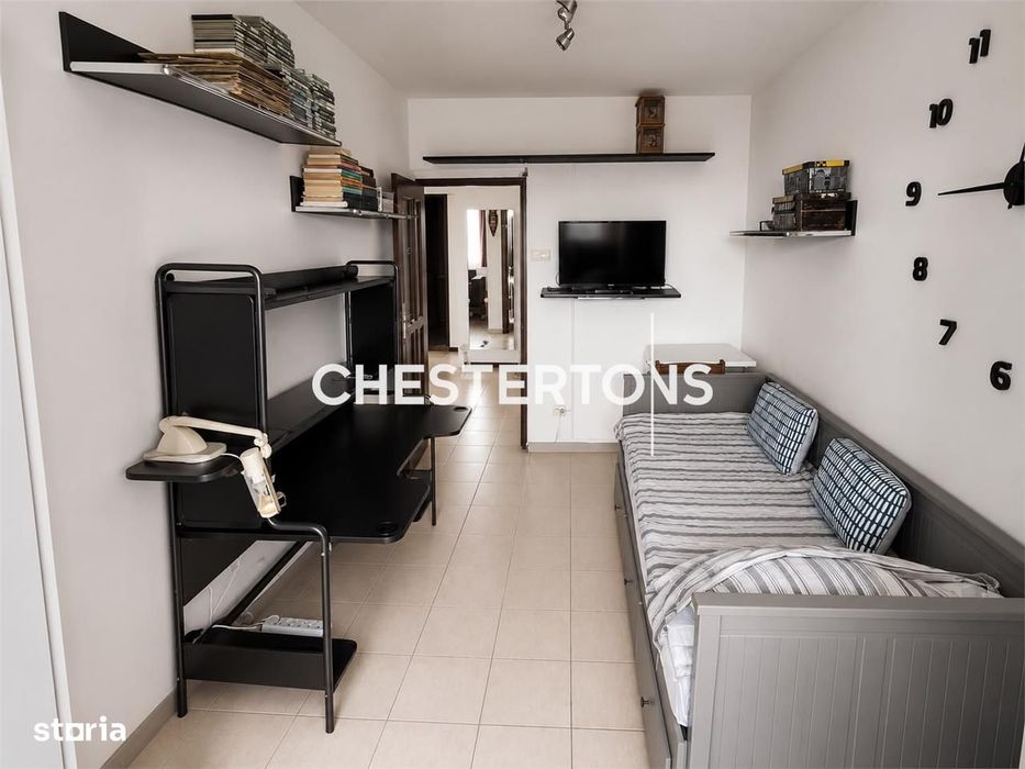 Apartament de 4 camere in zona metrou Aparatorii Patriei