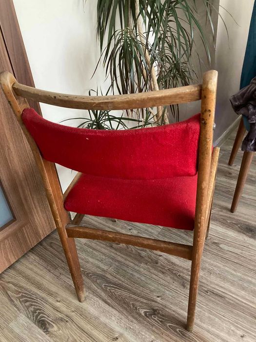 Автентичен колекционерски стол от партийния дом, ЦК на БКП