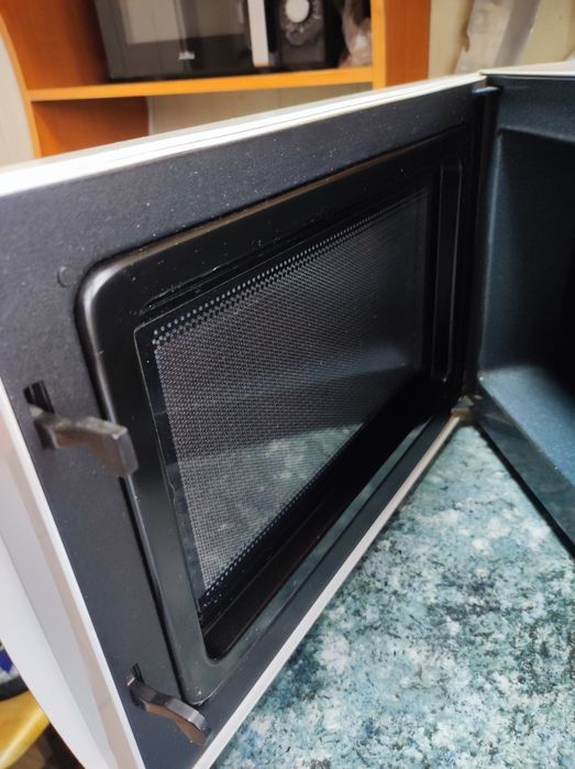 Микроволновая печь